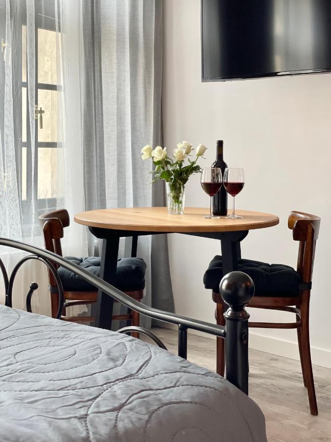 Copernicus Street Apartment - Broken Flowers And Twin Peaks Stary Toruń Zewnętrze zdjęcie